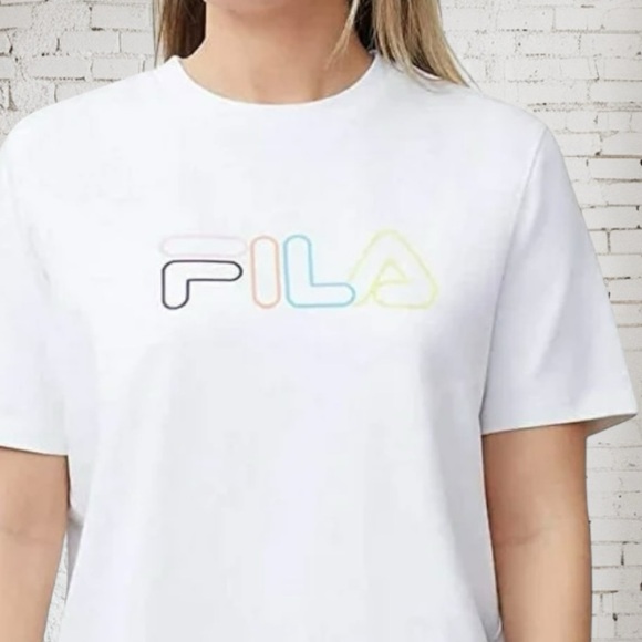 Fila Logo Tee | White Crewneck | Short Sleeve | XS | NWT | Sporty-Clean Classic - Picture 1 of 3
